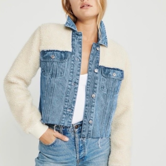 Abercrombie & Fitch Jackets & Blazers - Abercrombie & Fitch Blue and Cream Jean Jacket